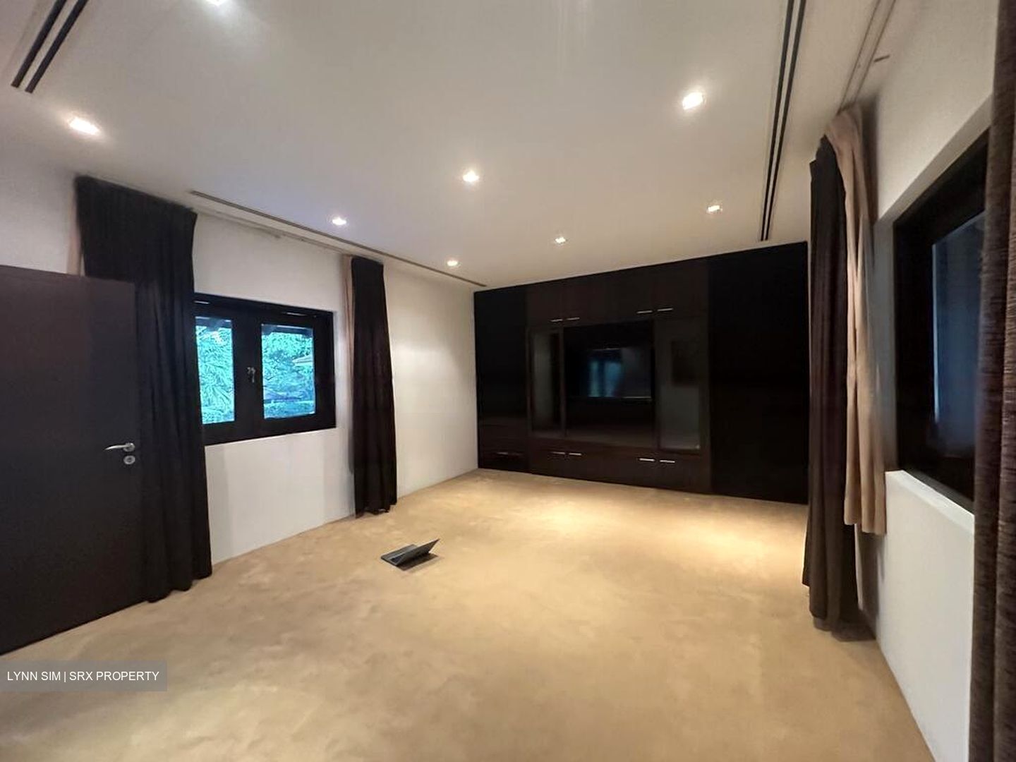 Old Holland Road (D10), Detached #454279881